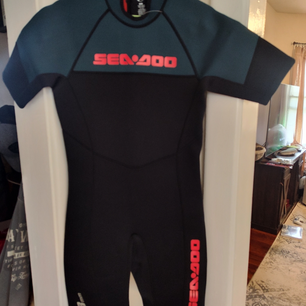 Men's Medium Sea Doo Wetsuit Nwt